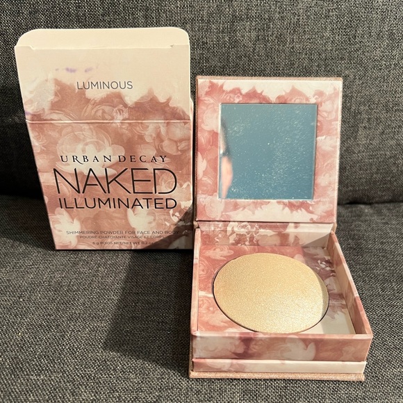 Urban Decay Other - 🎉💜Urban Decay Naked Illuminated Shimmering Powder for Face & Body - Luminous🎉